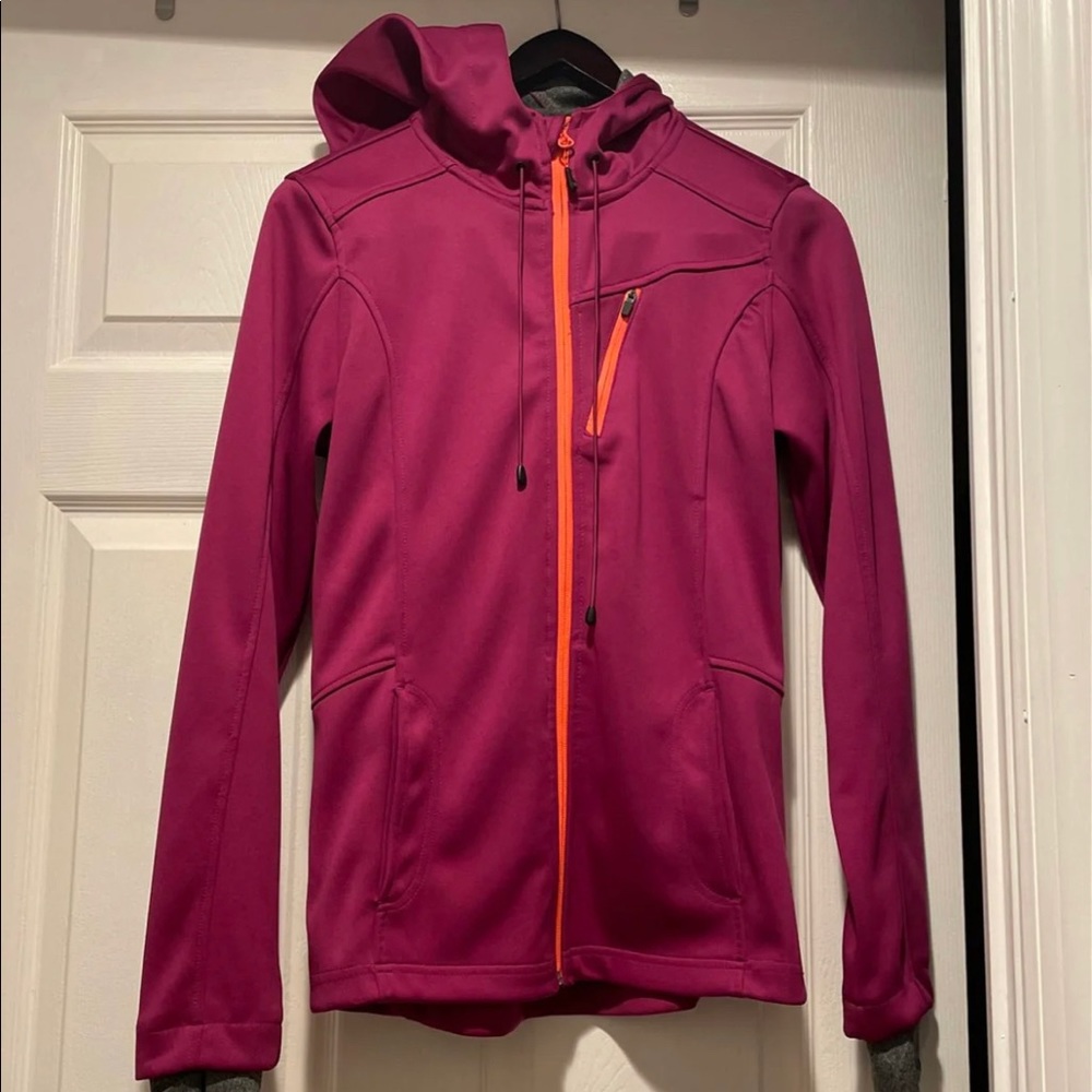 Mondetta jacket size medium with hood .